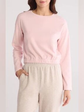 NWOT- Yogalicious Breathless Fleece Crop Lotus Pink Women's Sweatshirt Size XL
